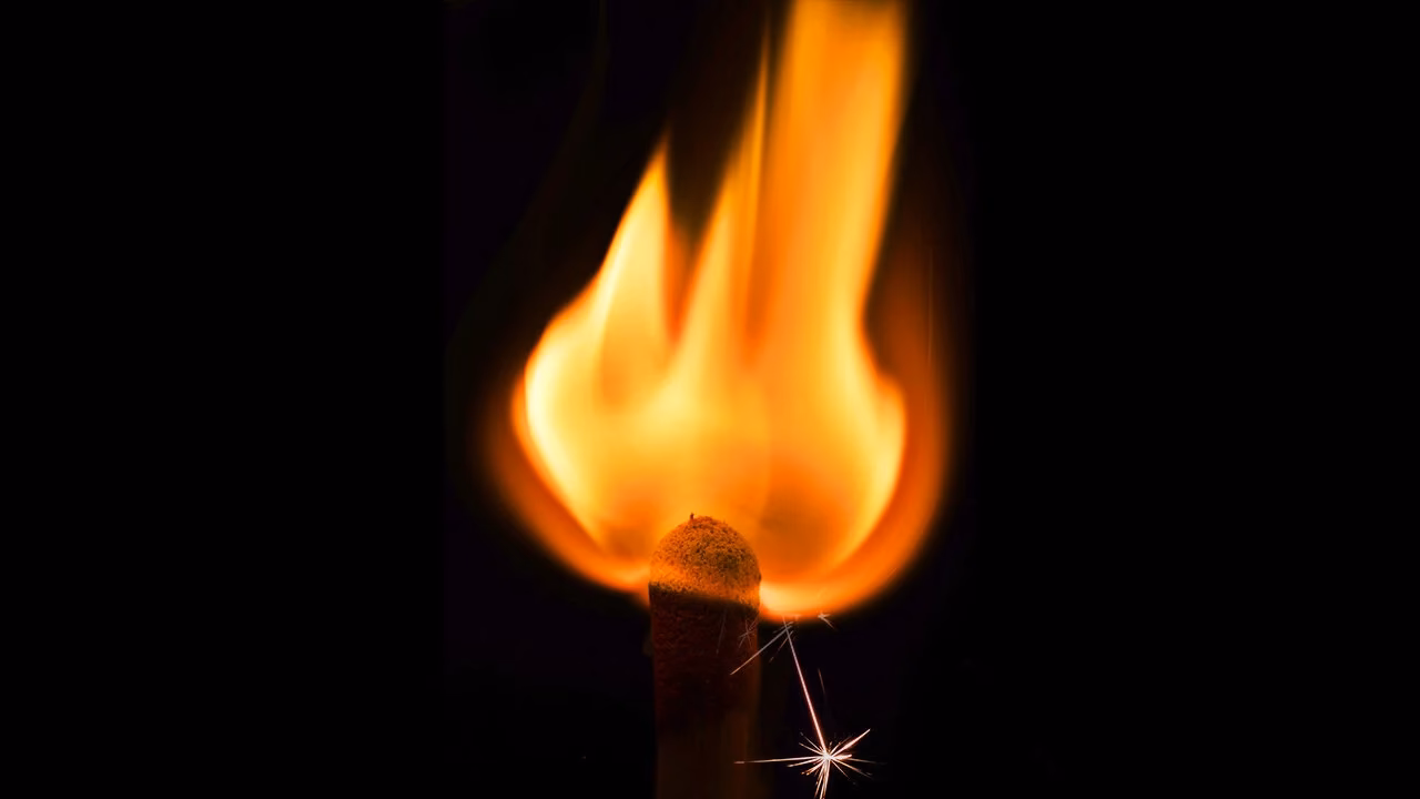 ¿Qué quiere decir que la chispa es una?