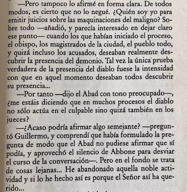 ¿Qué temas se tratan en El nombre de la rosa?