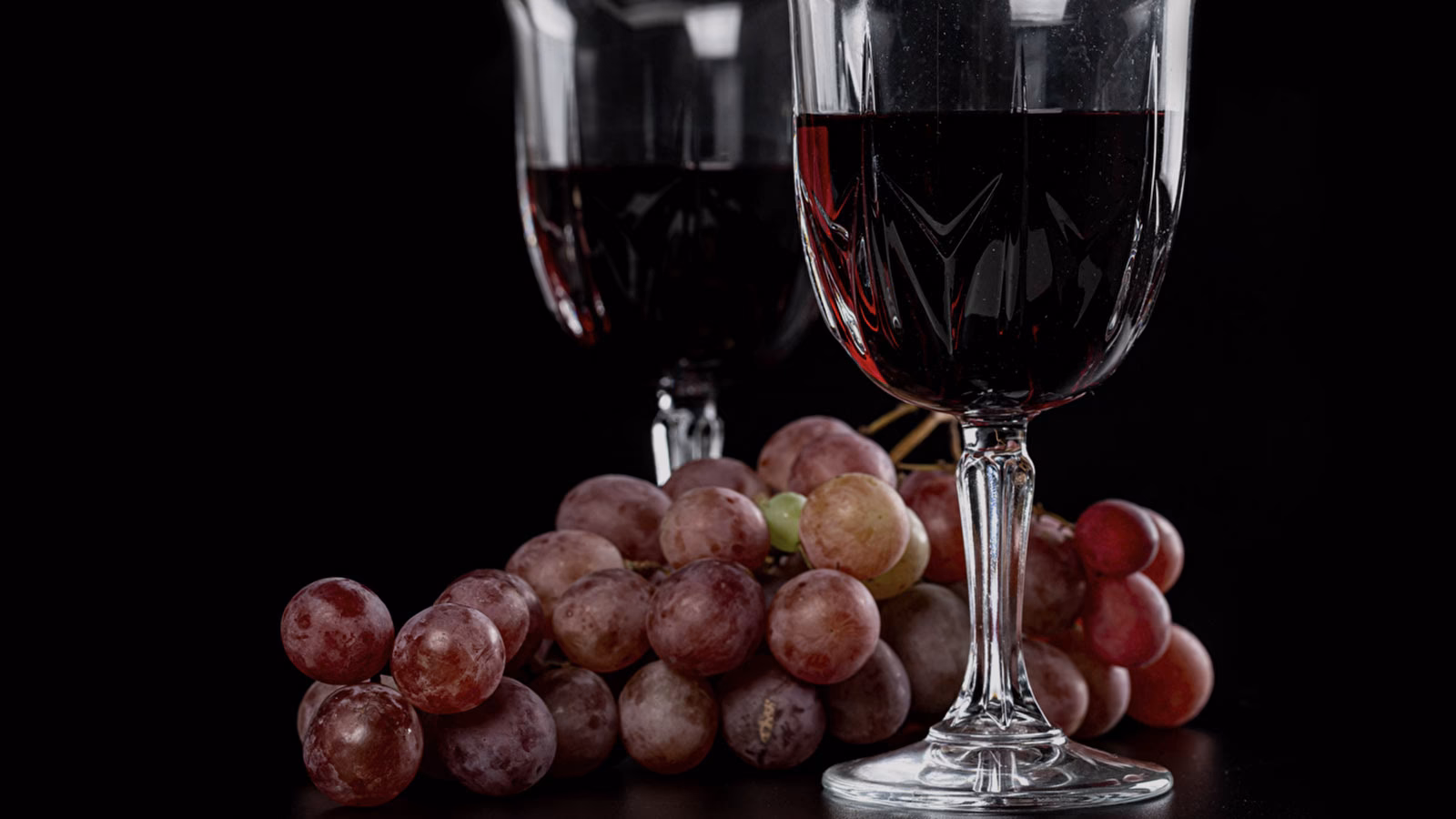 ¿Qué simboliza la fruta uva?