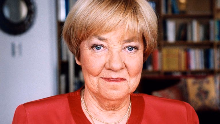 ¿Qué fue lo que hizo María Elena Walsh?